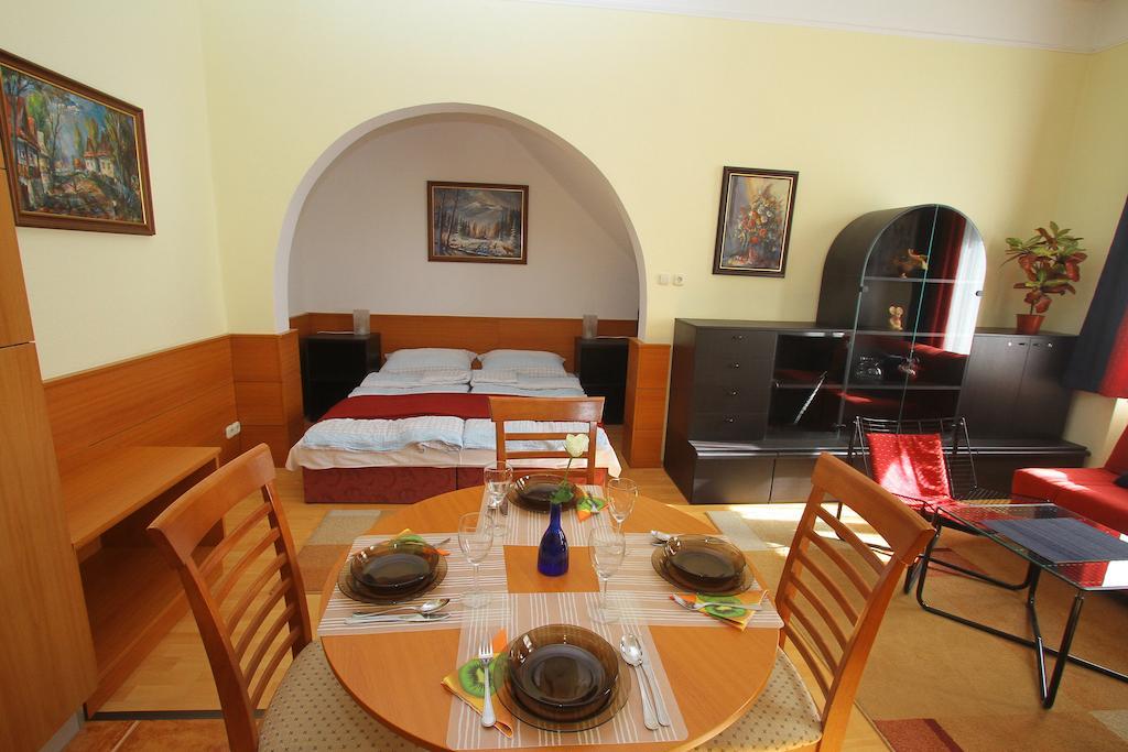 Apartman Budapest City Center Szoba fotó